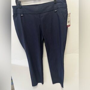 KIM ROGERS PETITE SIZE 14P NAVY STRAIGHT LEG PANTS. NWT. YEAR ROUND PANTS